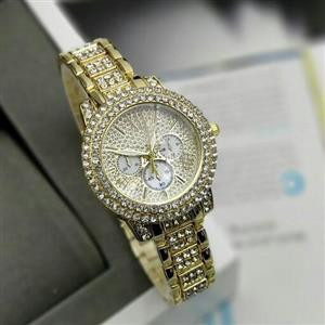 ساعت الینیا